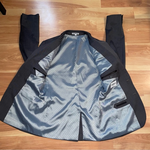 Express Gray Wool Skinny Fit Innovator Full Suit With Shirt & Tie Size 36R Small - Picture 8 of 16